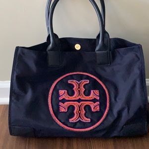 Practically brand new Tory Burch tote bag